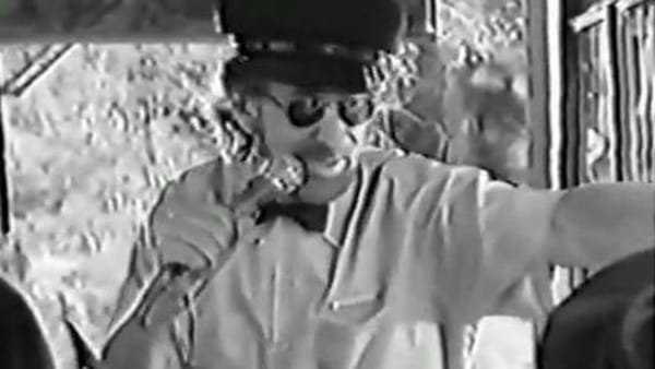 YouTube Depression Theatre: The Bearded Wonder